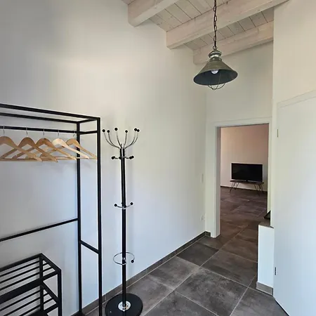 Moderne,Ruhige Ferienwohnung In Eicherloh Finsing Buitenkant foto