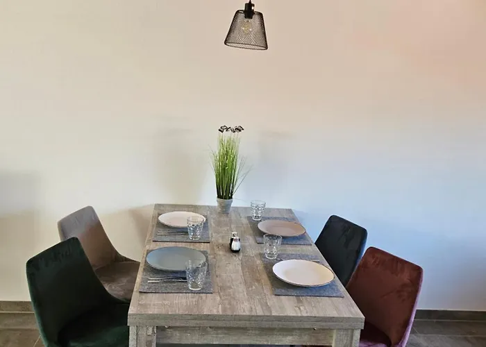 Moderne,Ruhige Ferienwohnung In Eicherloh